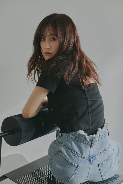 back open bijou mini tee