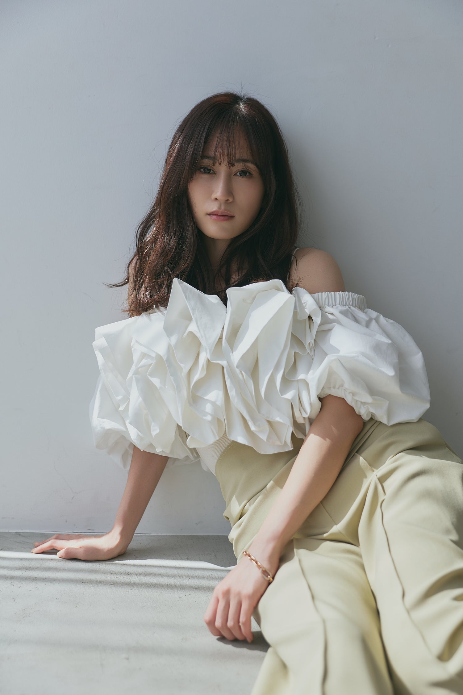 volume off shoulder blouse