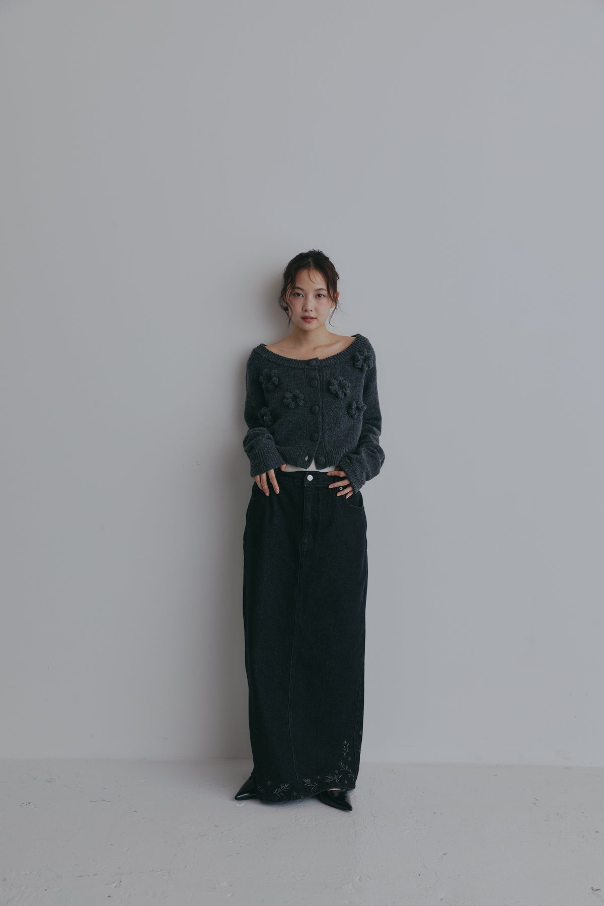 embroidered denim skirt