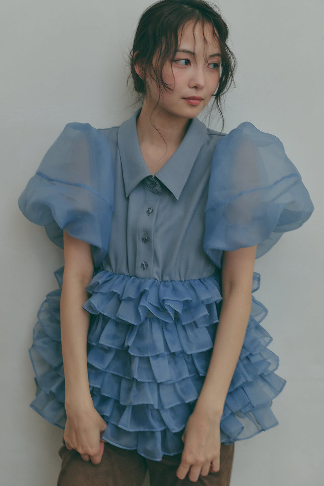 cloud frill blouse