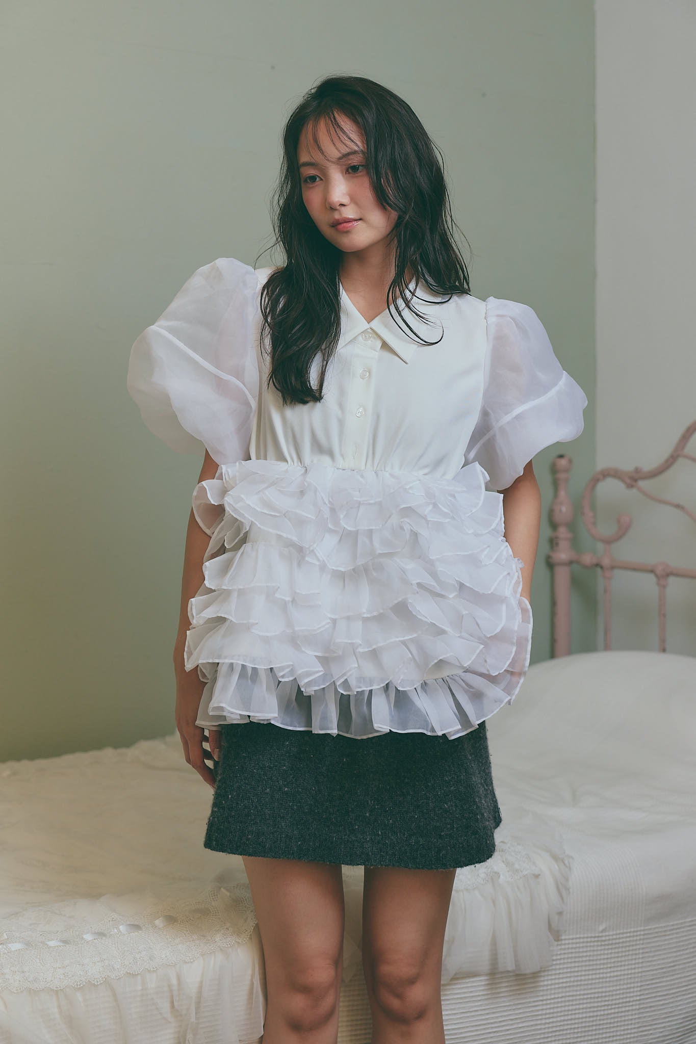 cloud frill blouse