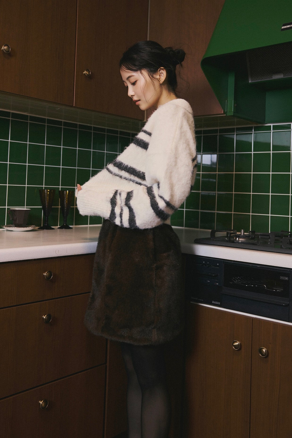 nuance border collar knit
