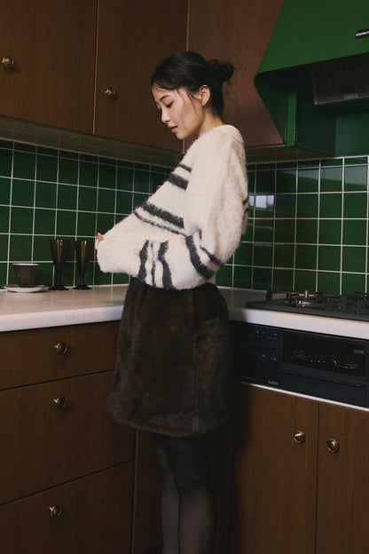 nuance border collar knit