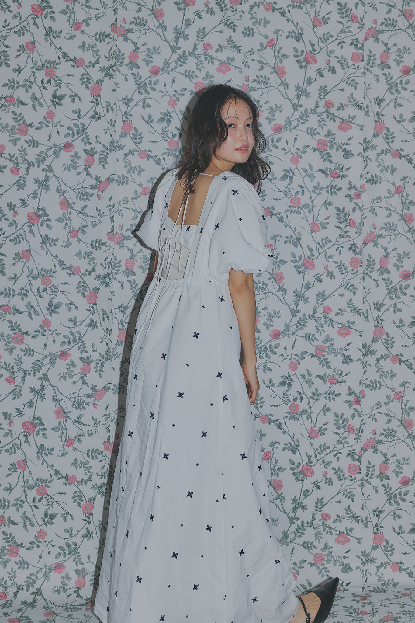 embroidery puff one-piece