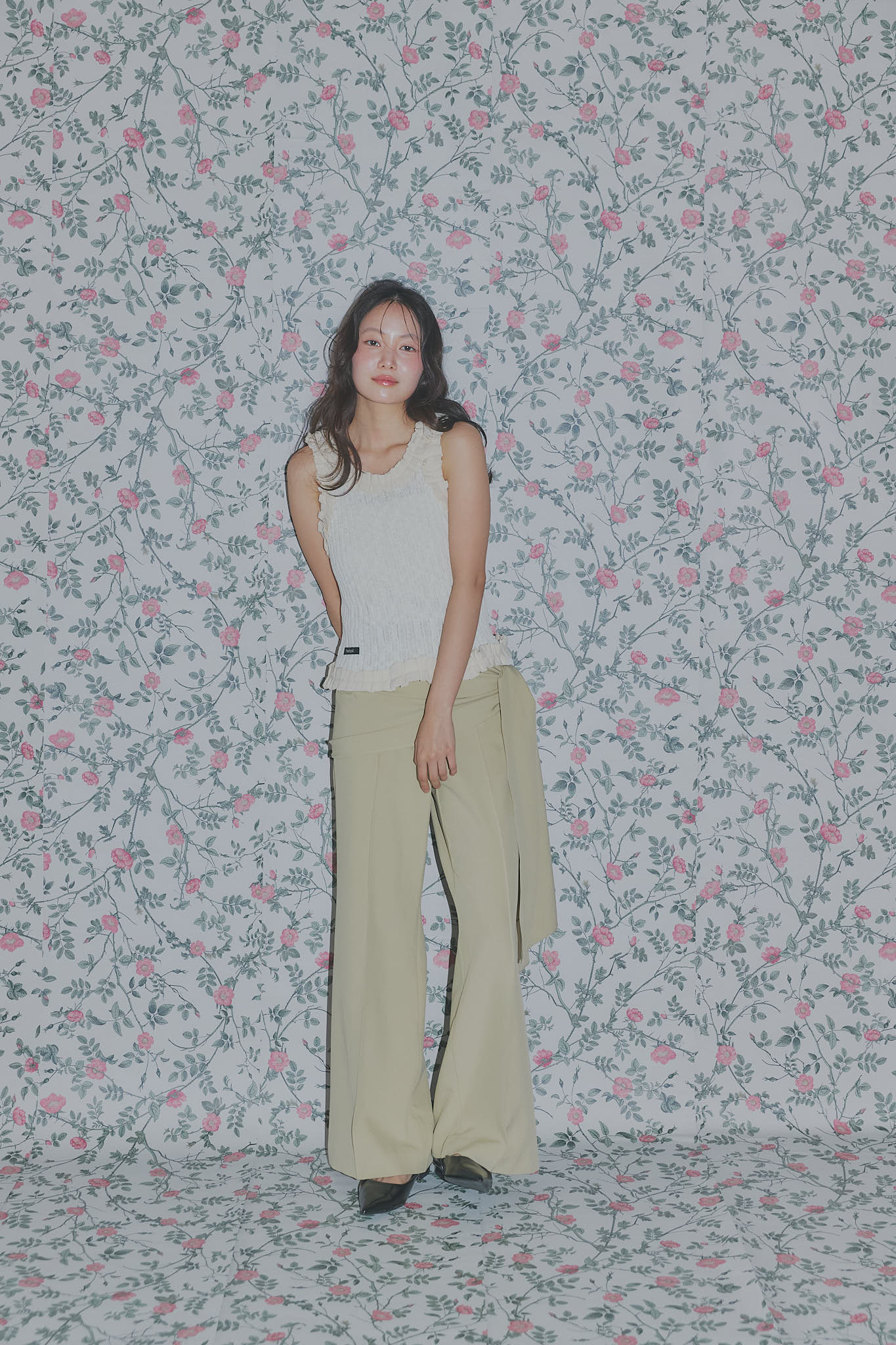 sheer rib frill tops