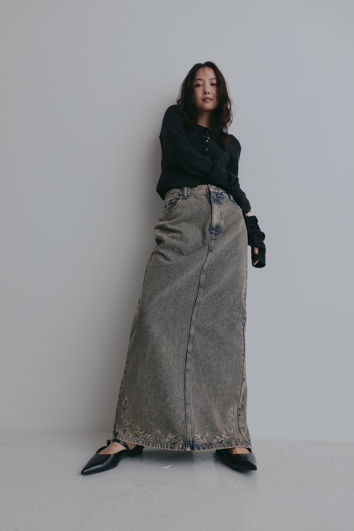 embroidered denim skirt