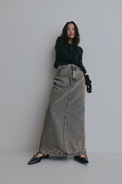 embroidered denim skirt