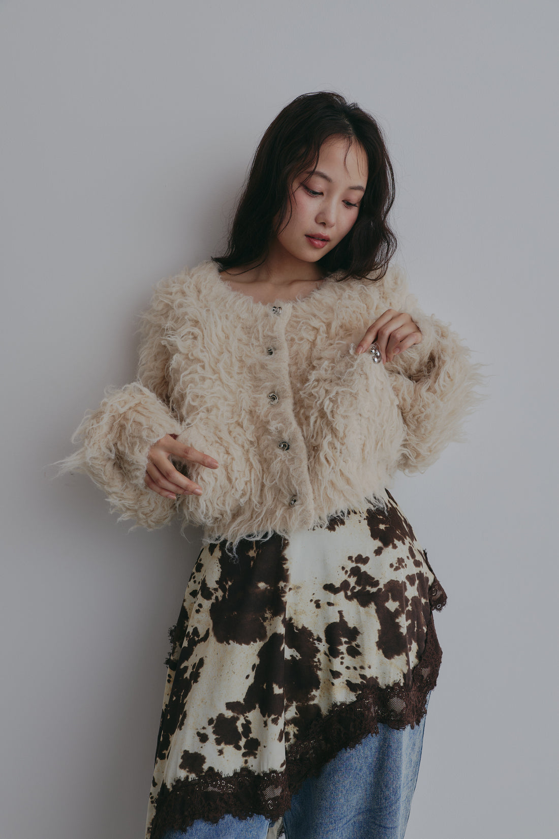 unique button short cardigan