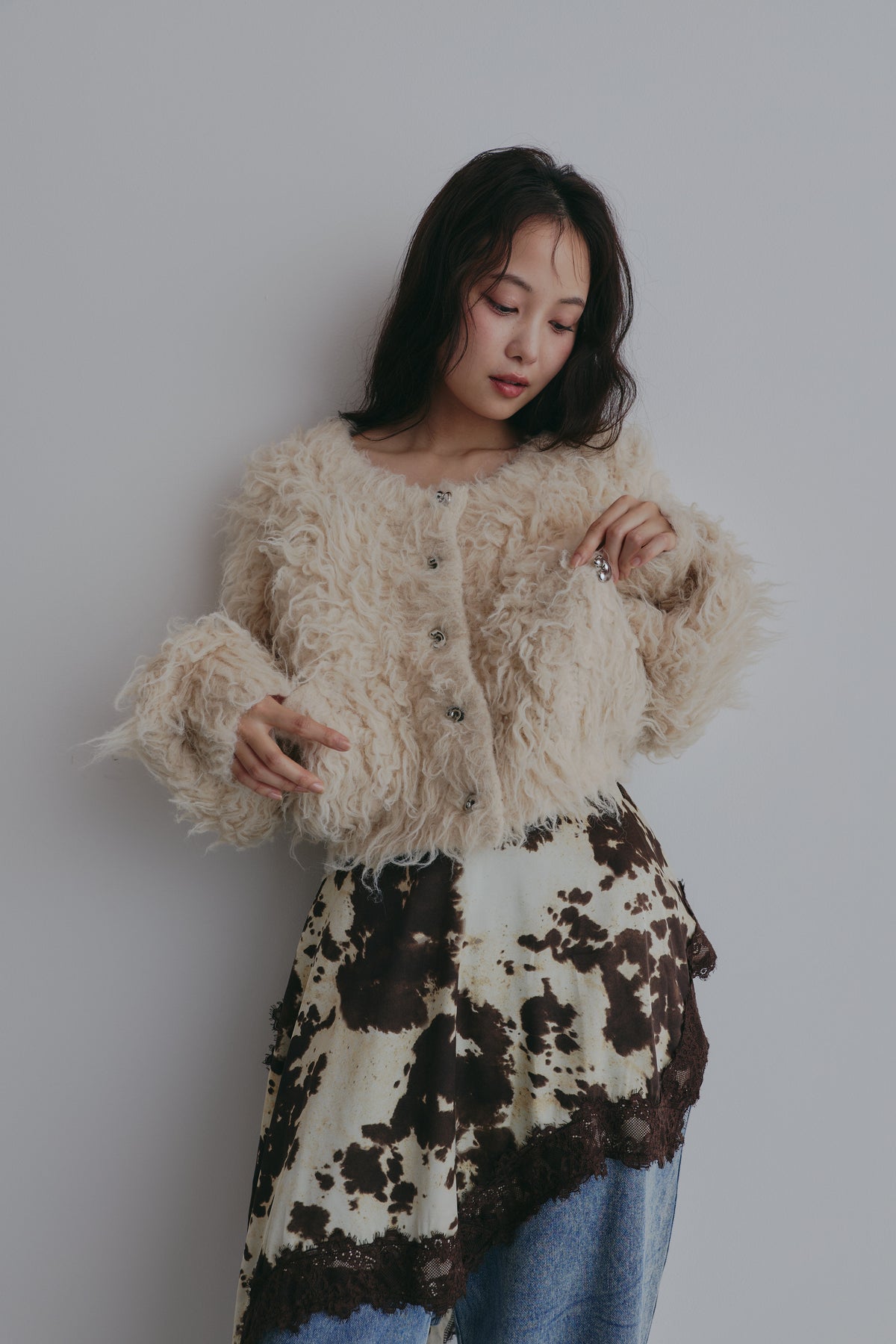 unique button short cardigan