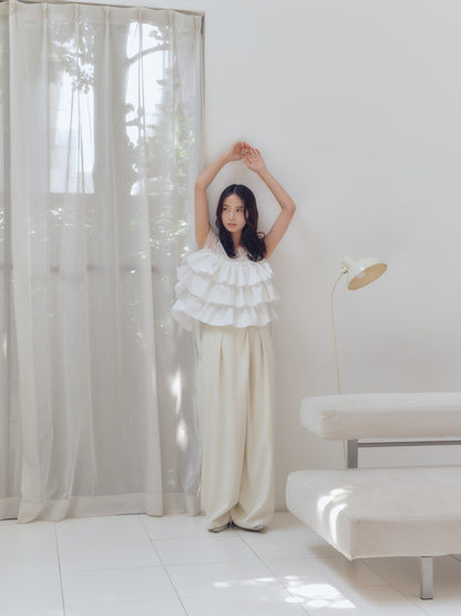 piping bulky frill blouse