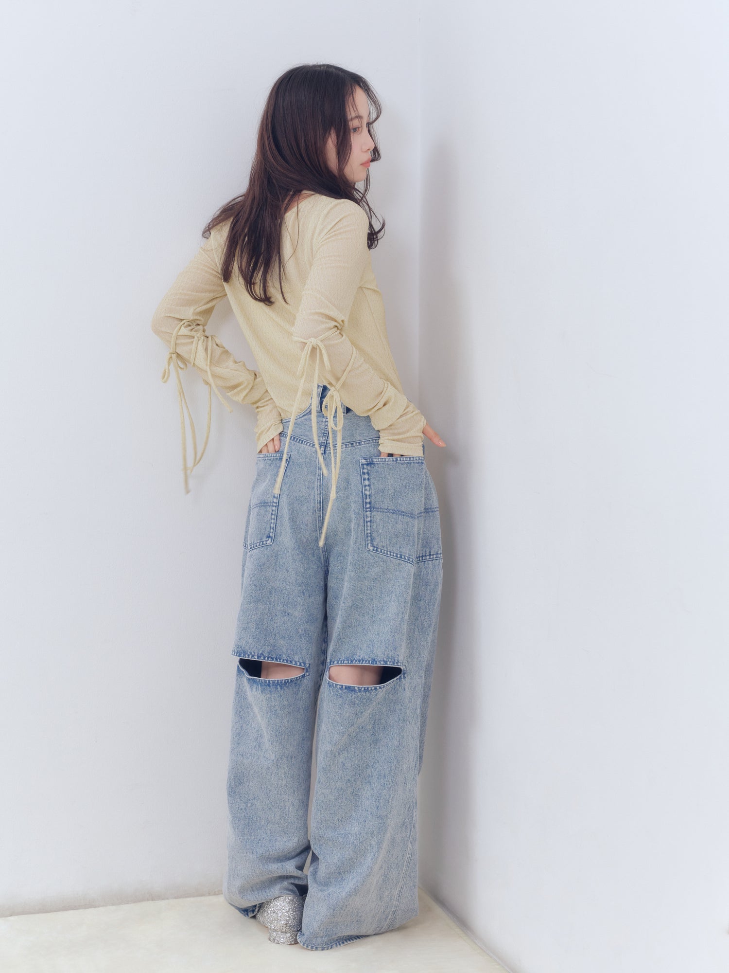 back slit curve denim pants