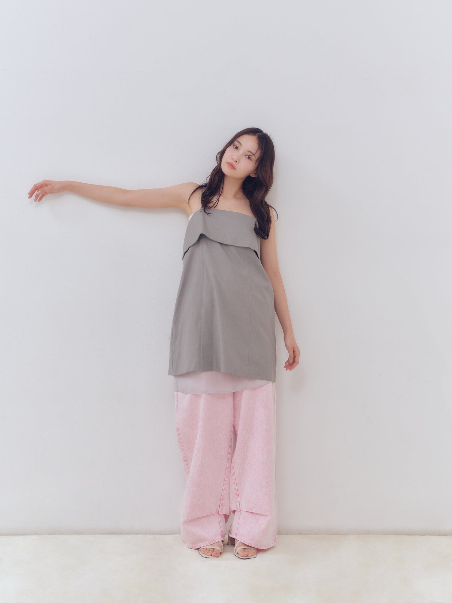 back slit curve denim pants