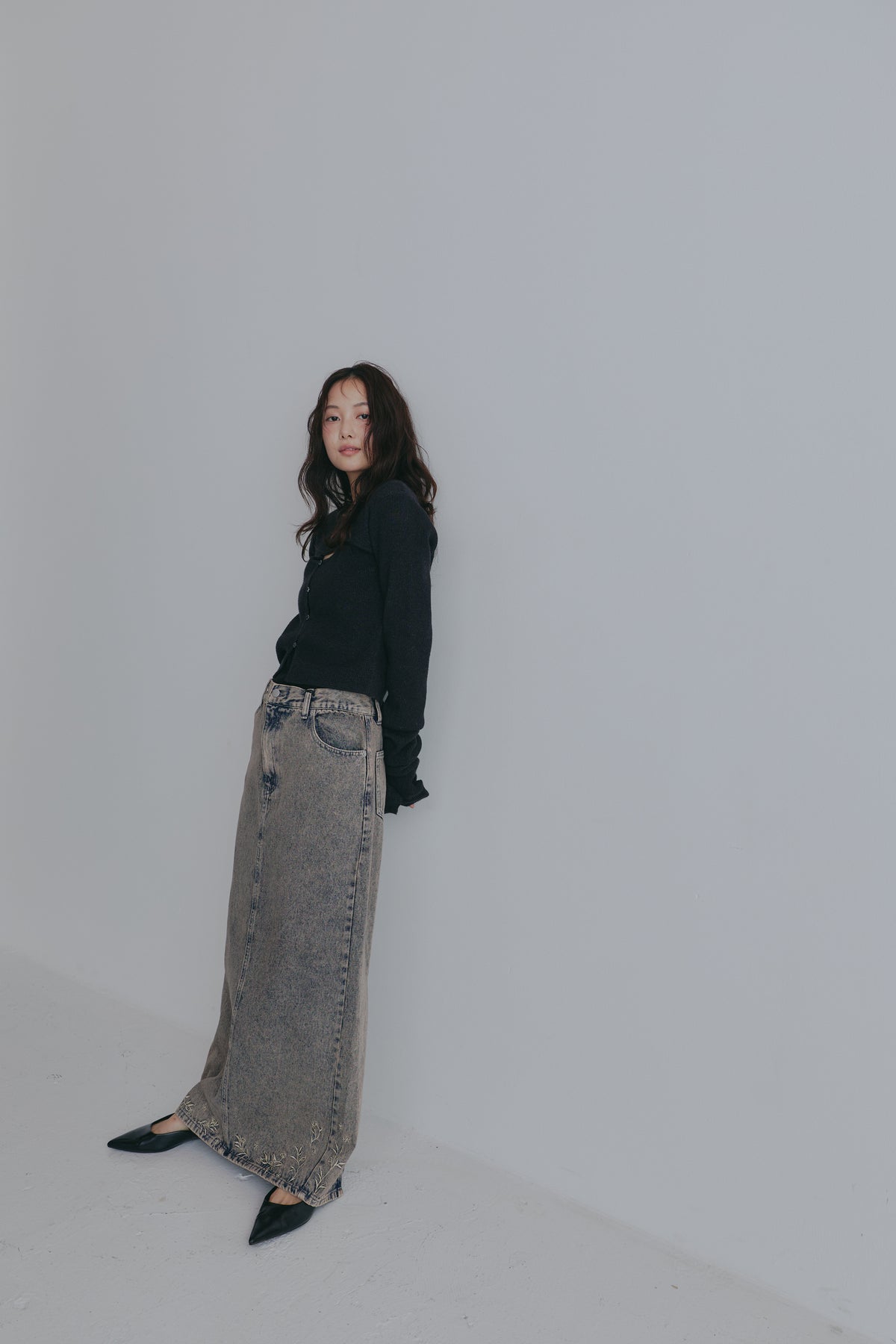 embroidered denim skirt