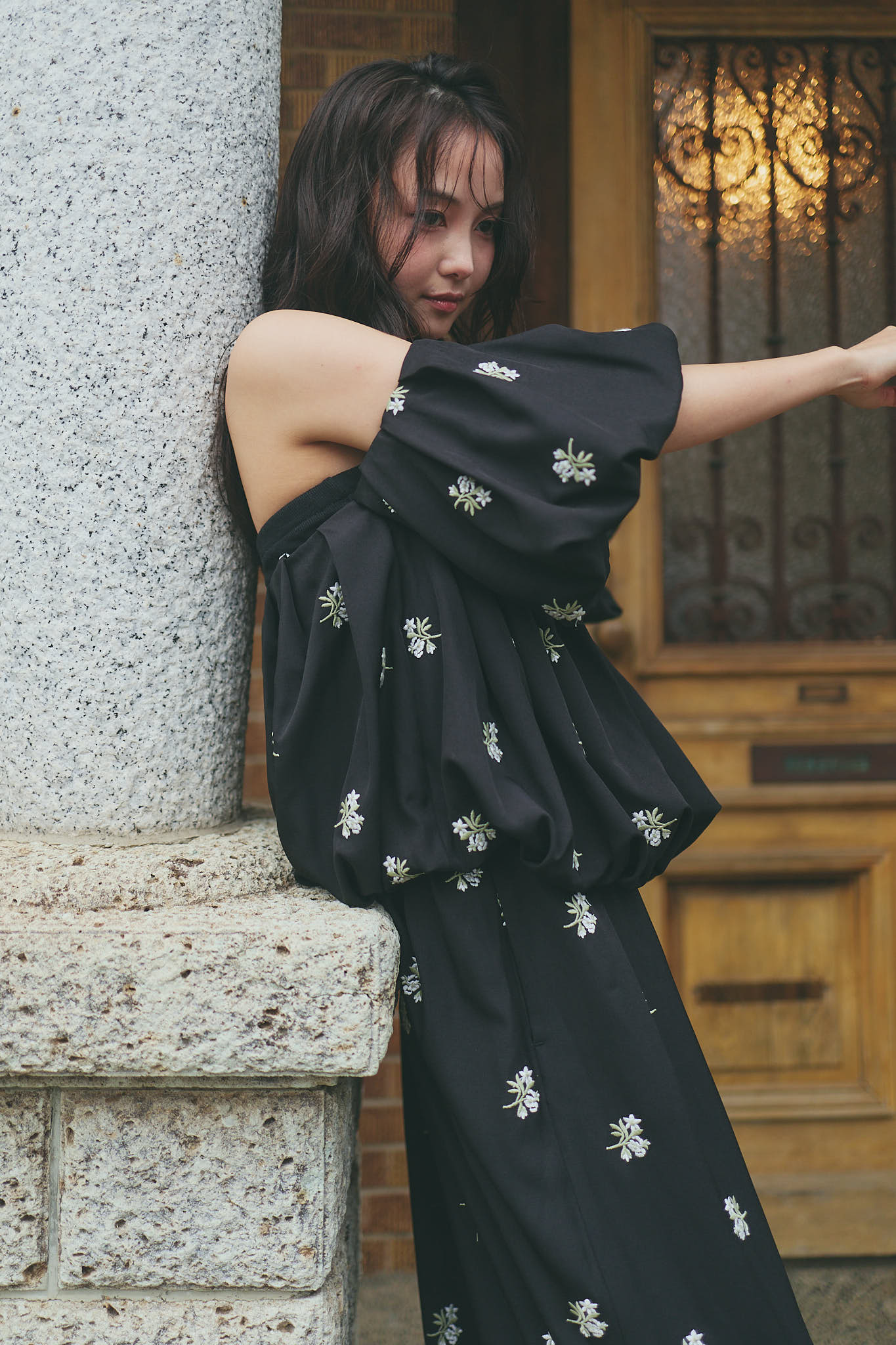 embroidery 2way pants