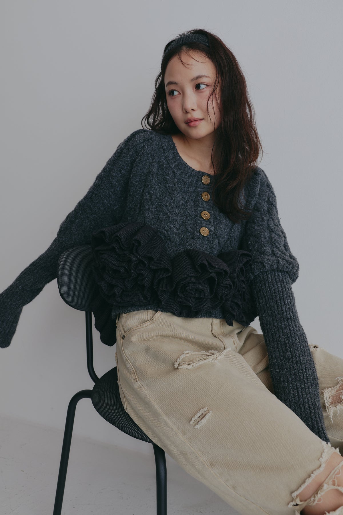 corsage knit cardigan