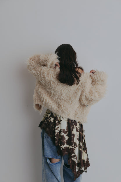 unique button short cardigan