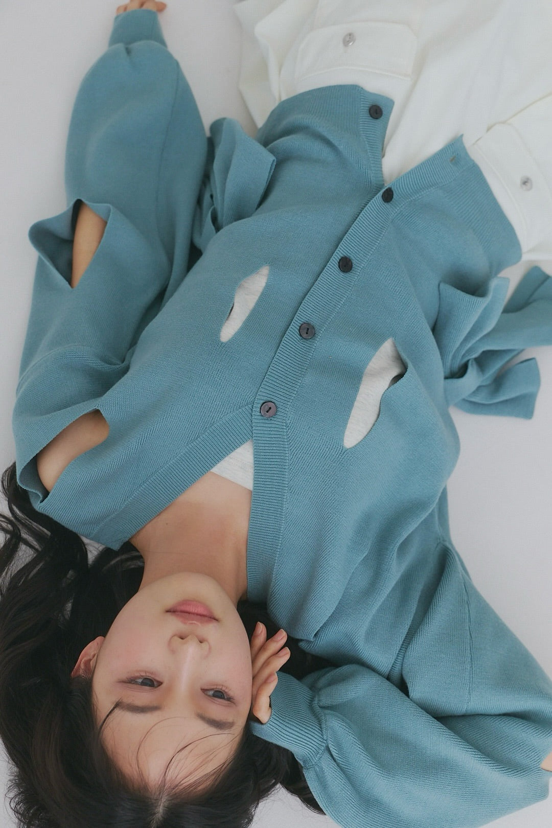 hole ribbon spring cardigan