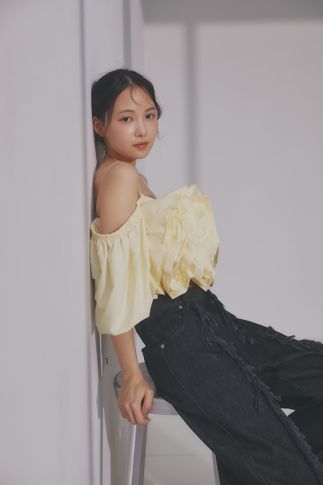 volume off shoulder blouse – andequal