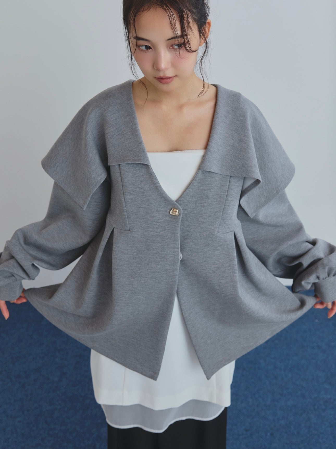 トップス Andequal big collar peplum sweat / Gray big collar peplum sweat – andequal