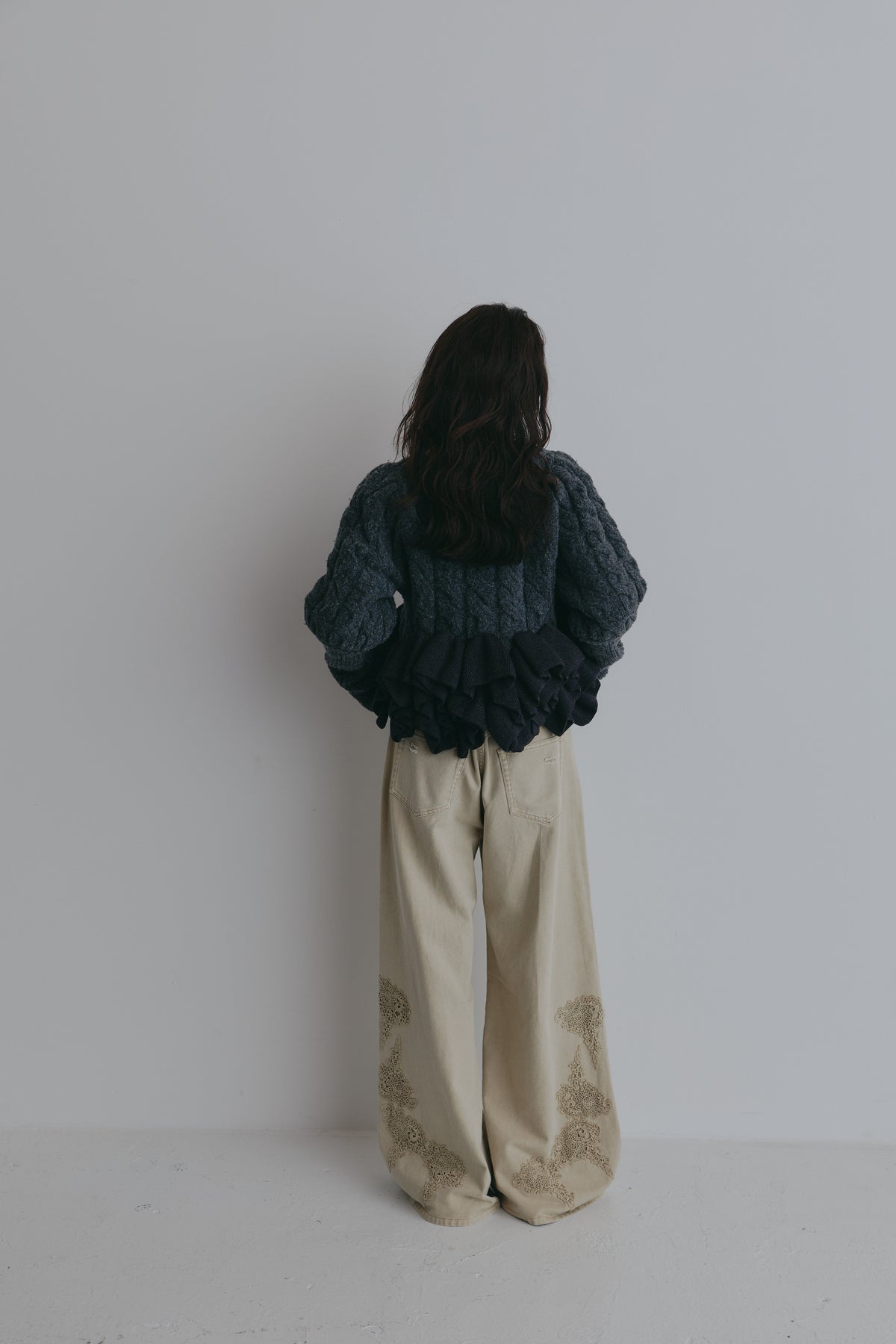 corsage knit cardigan