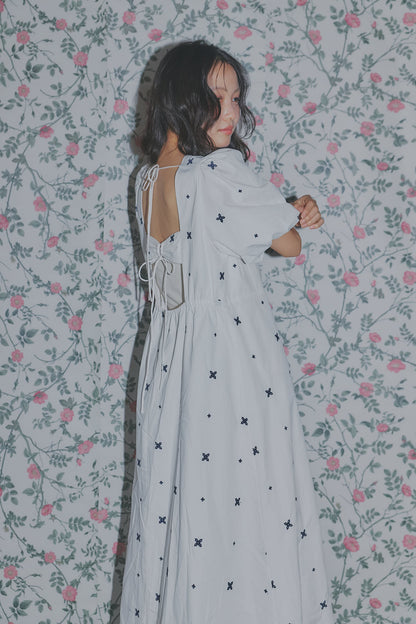 embroidery puff one-piece