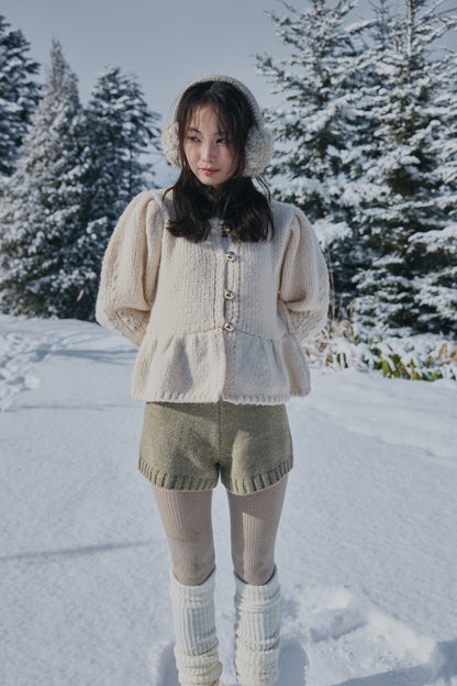 gold button puff sleeve knit