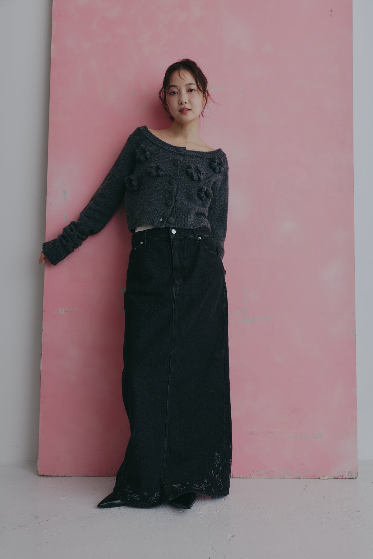 embroidered denim skirt