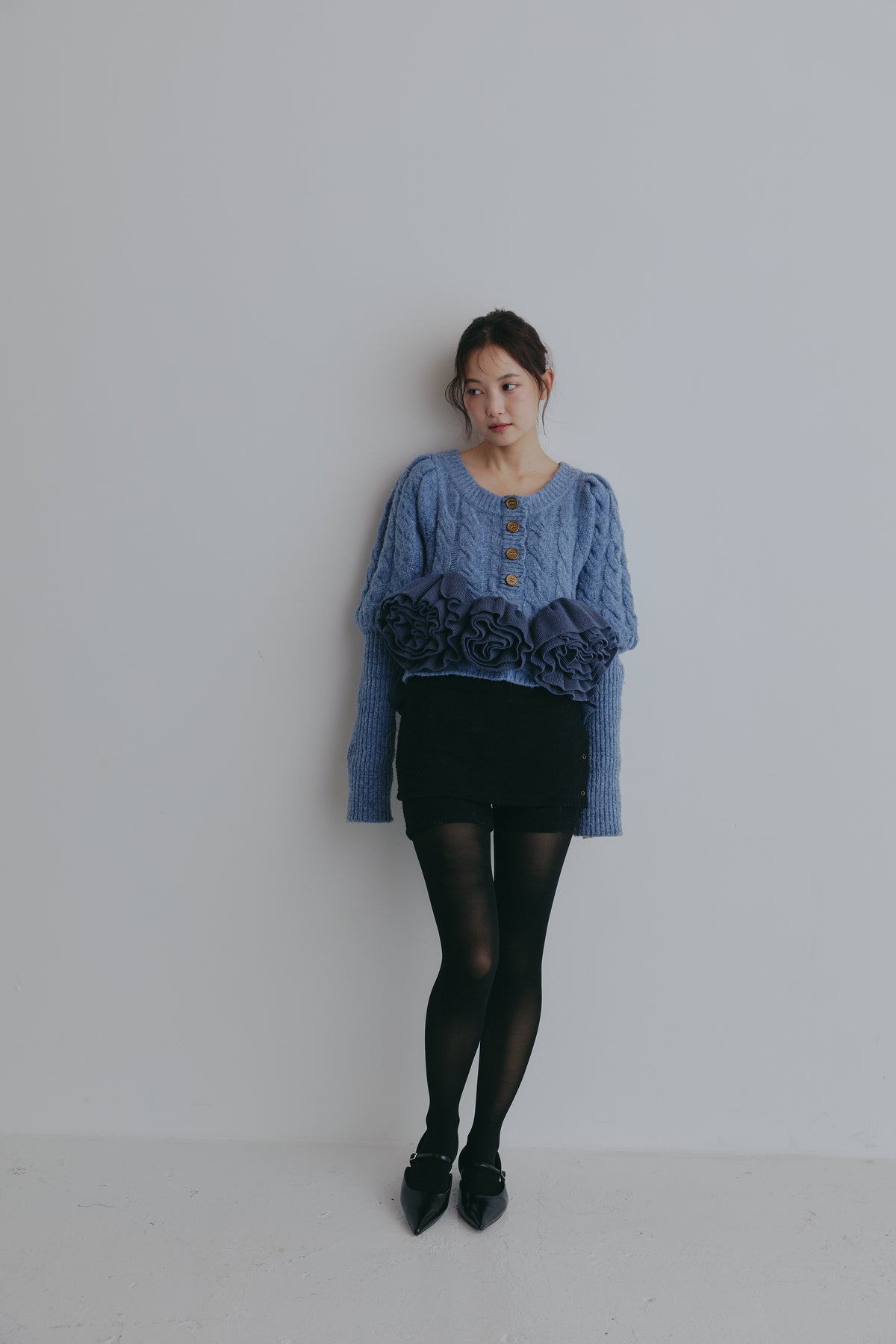 corsage knit cardigan