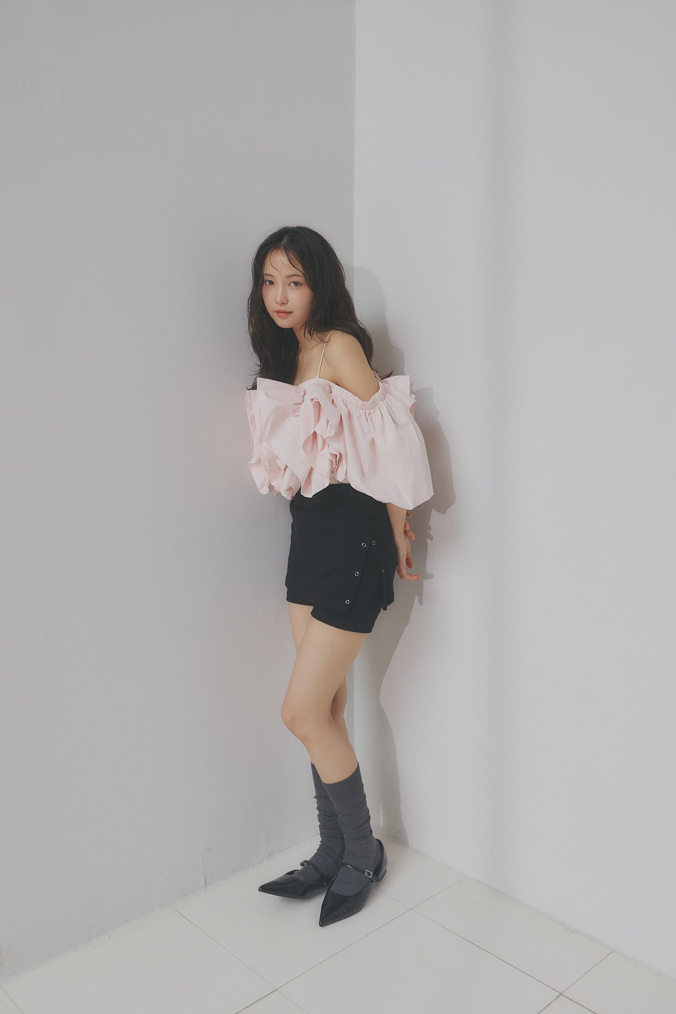 volume off shoulder blouse – andequal