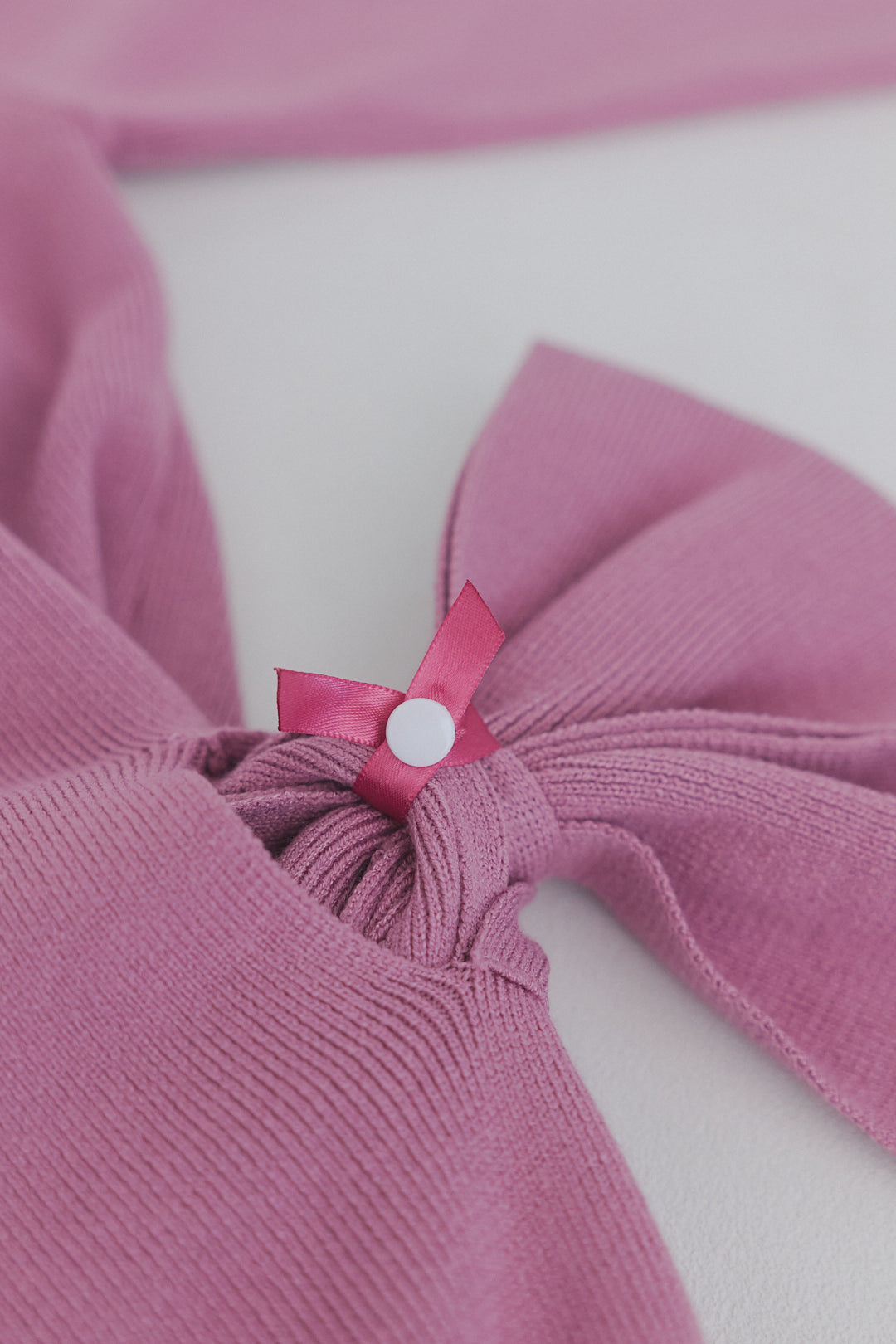 hole ribbon spring cardigan