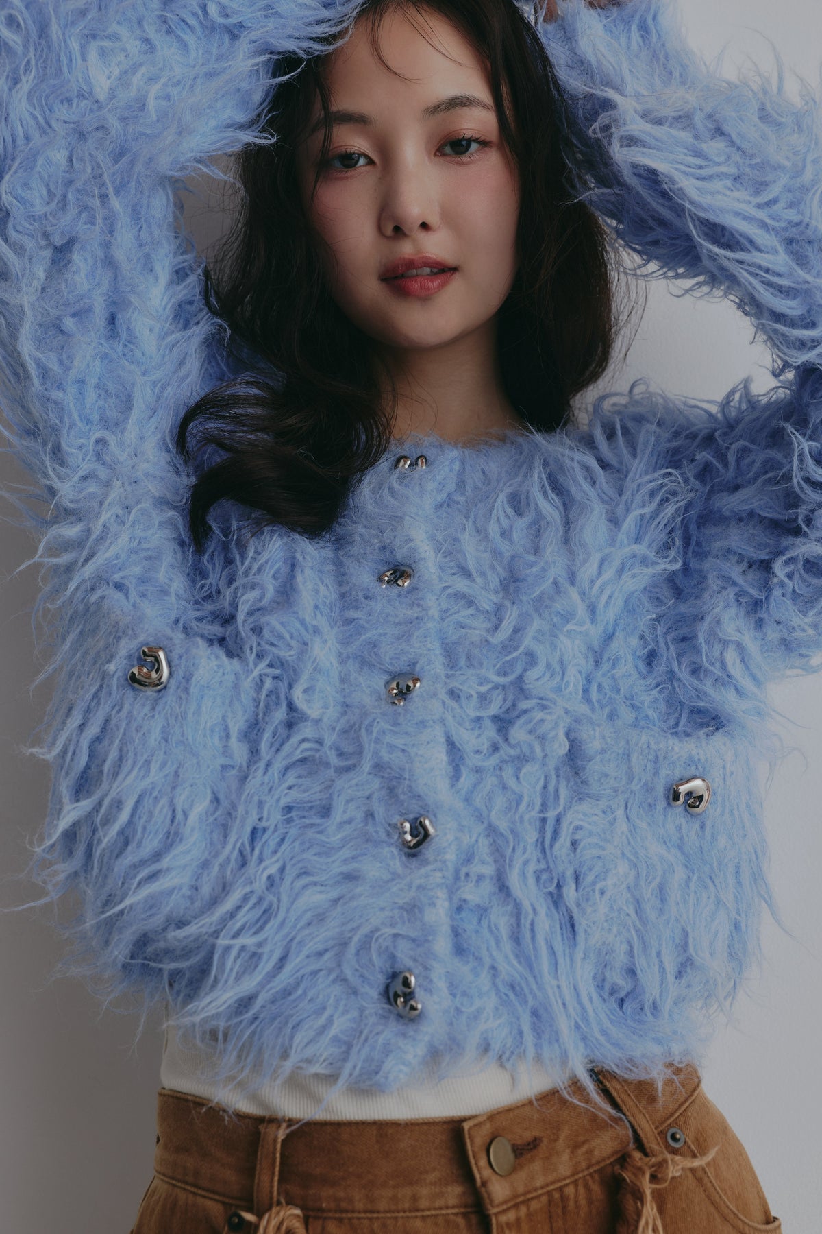 unique button short cardigan