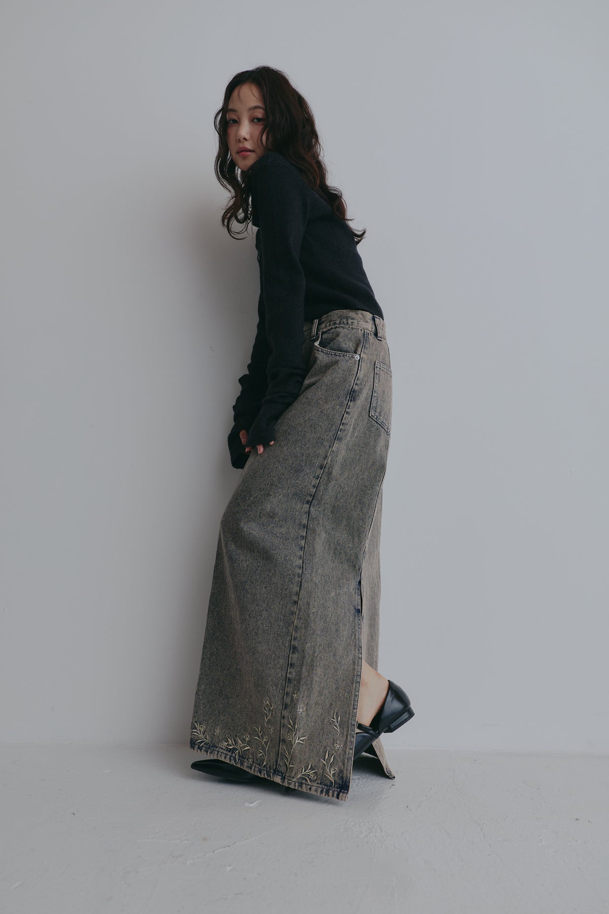 embroidered denim skirt