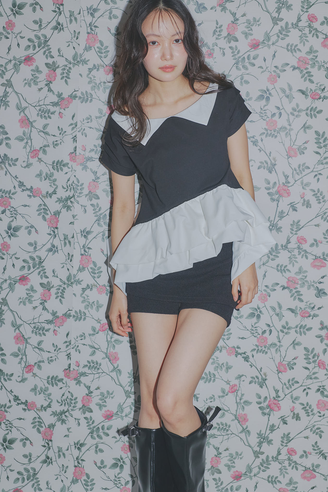 bicolor frill tops