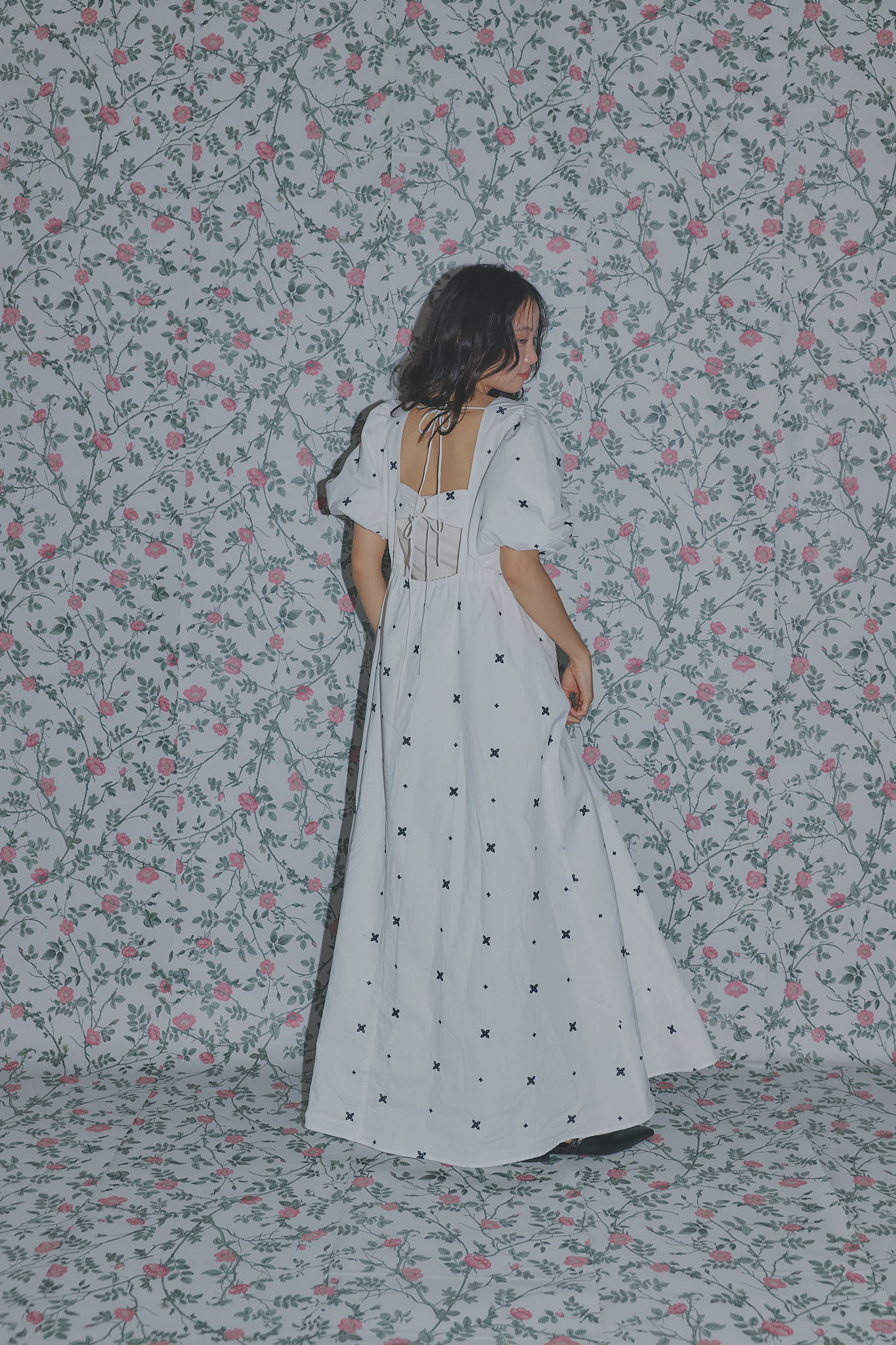 embroidery puff one-piece
