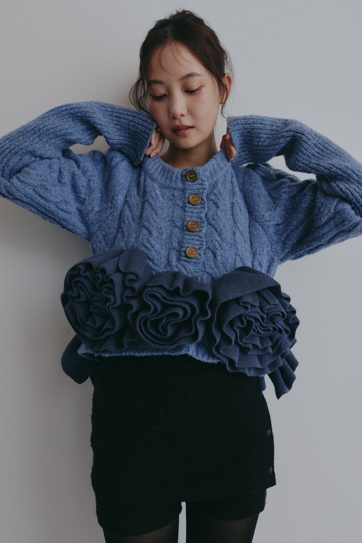 corsage knit cardigan