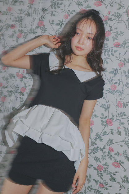 bicolor frill tops