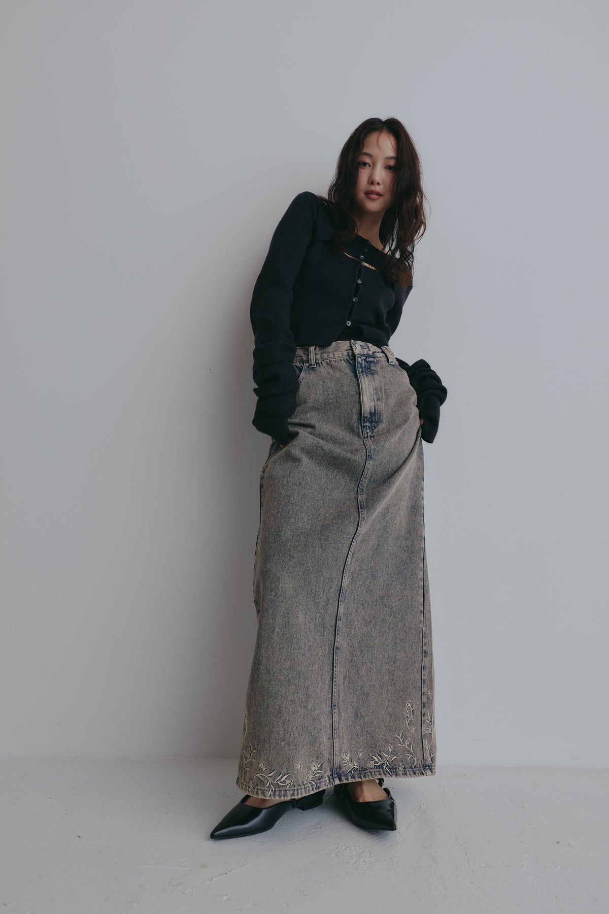 embroidered denim skirt