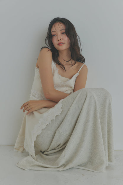asymmetry lace camisole［6月下旬お届け］