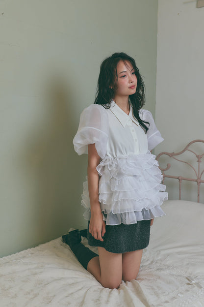 cloud frill blouse