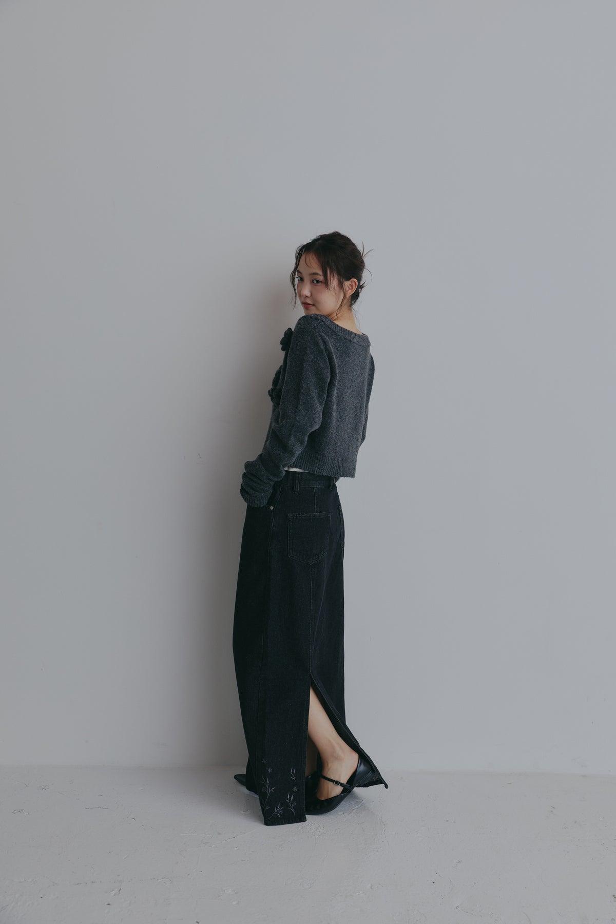 embroidered denim skirt
