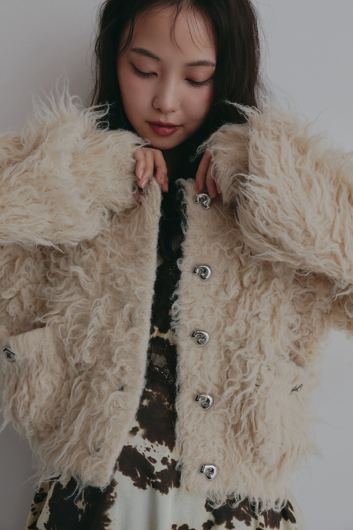unique button short cardigan