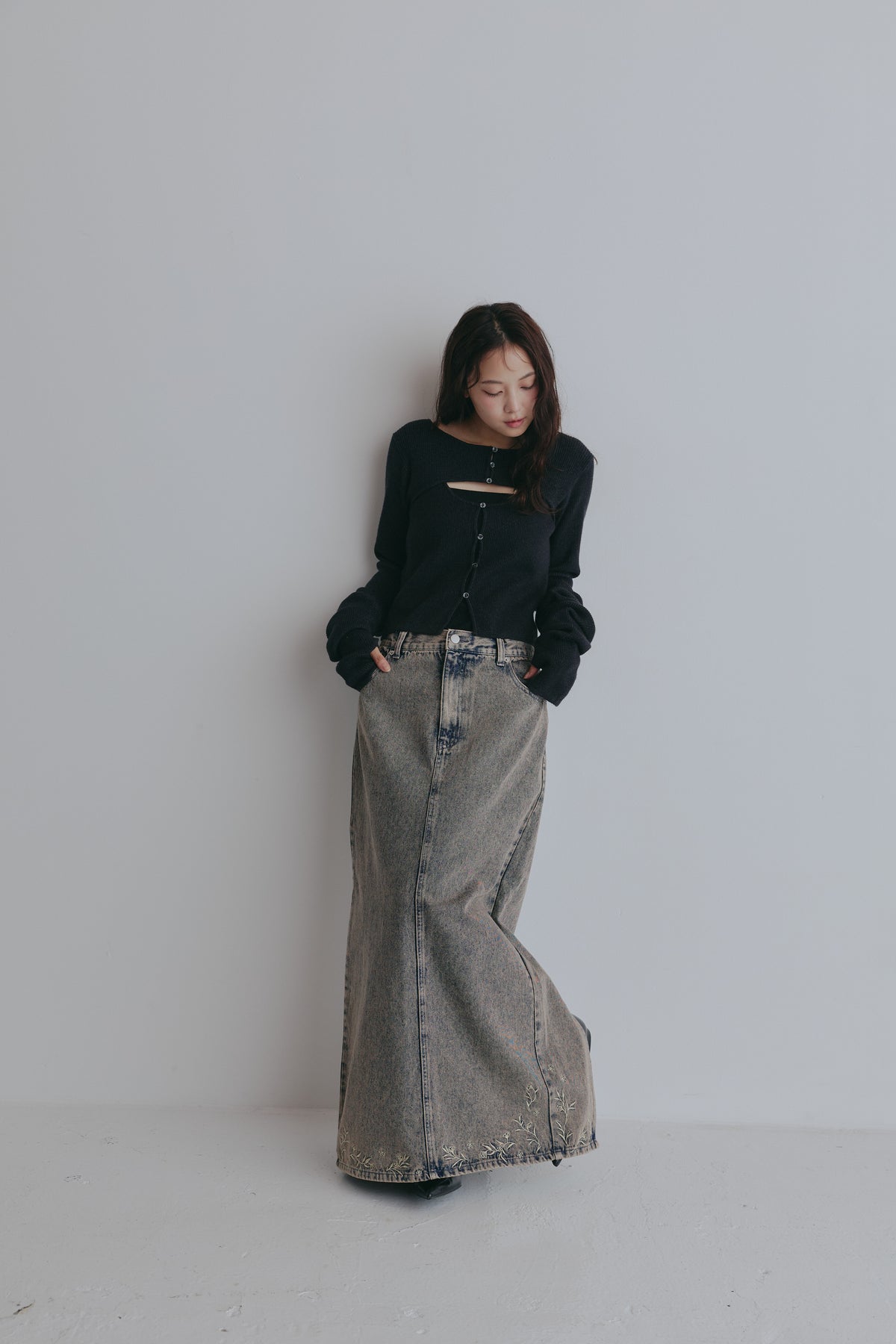embroidered denim skirt