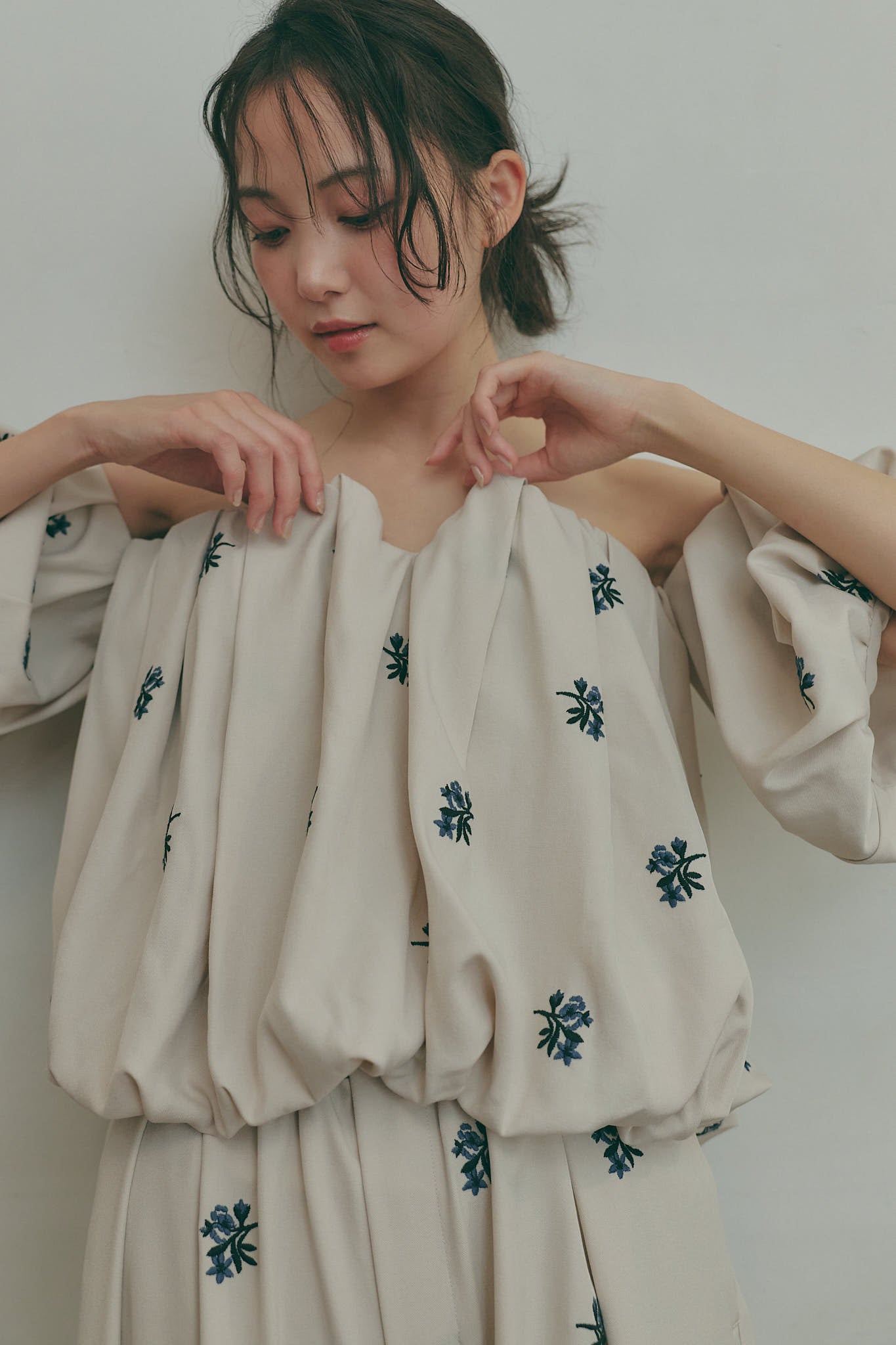 embroidery off shoulder blouse – andequal