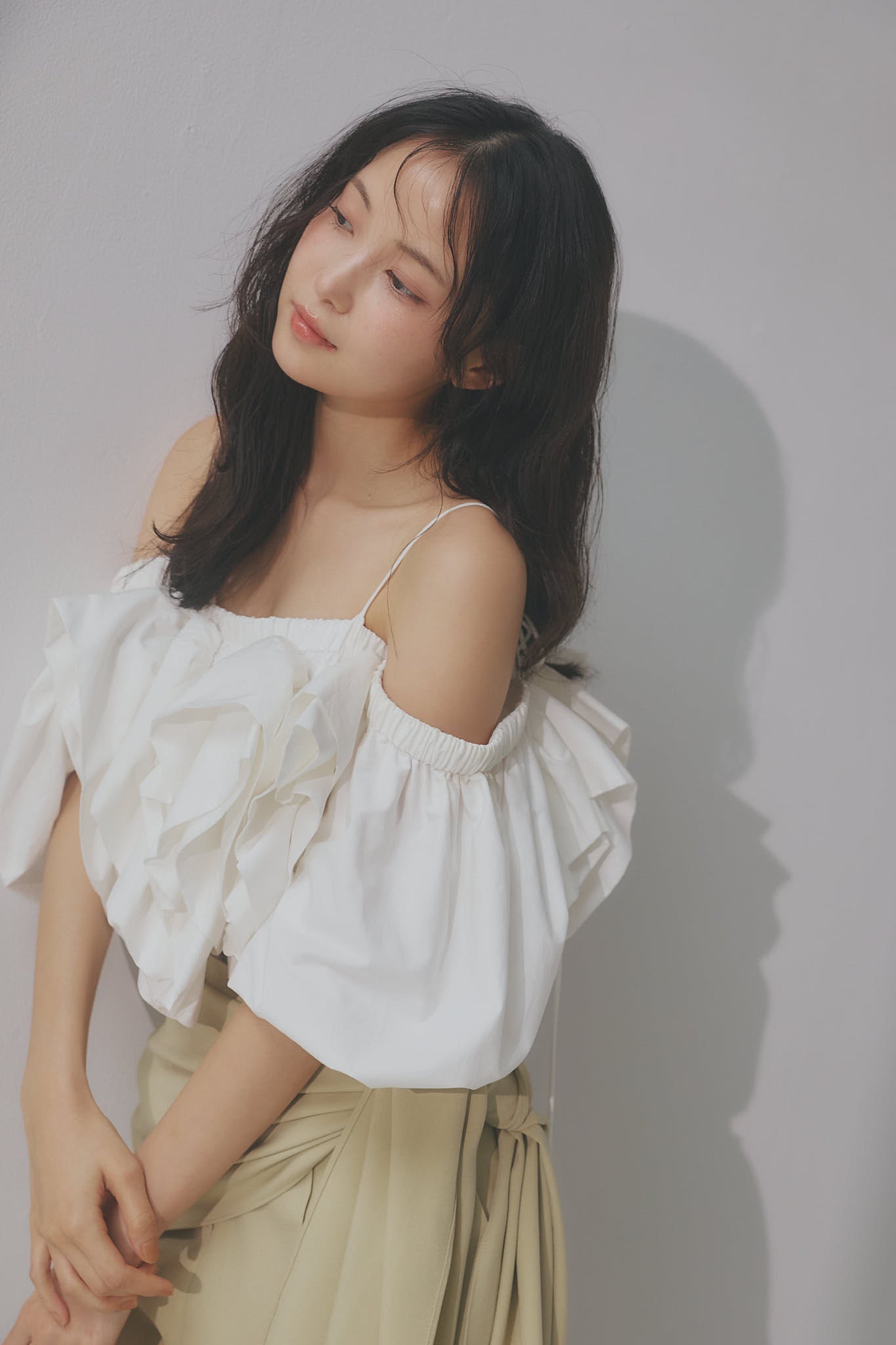 volume off shoulder blouse