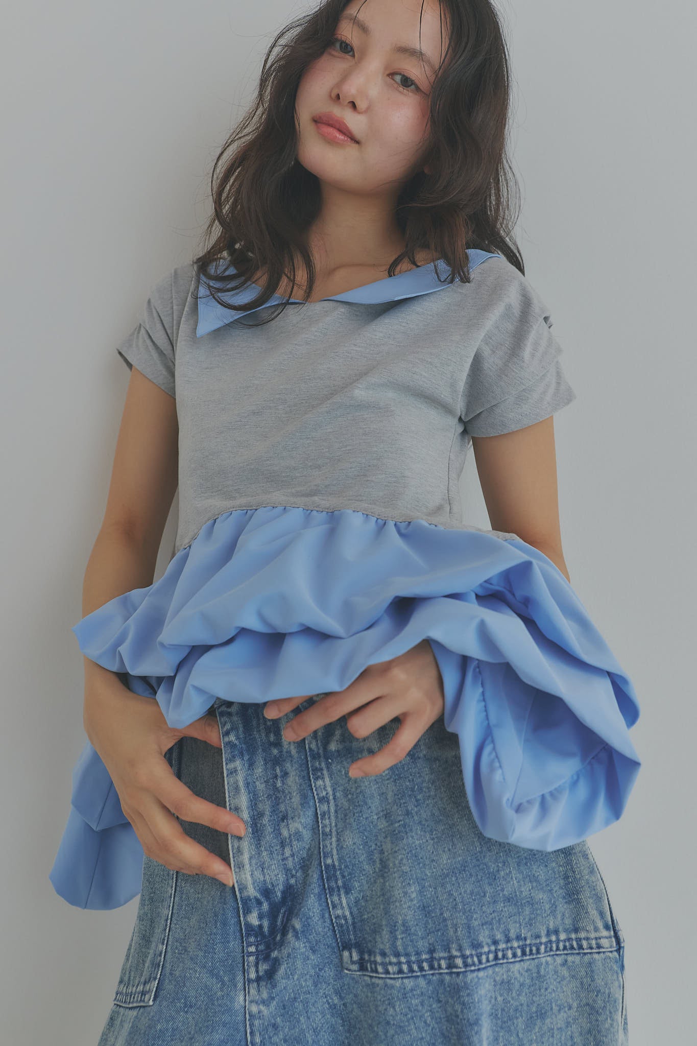bicolor frill tops