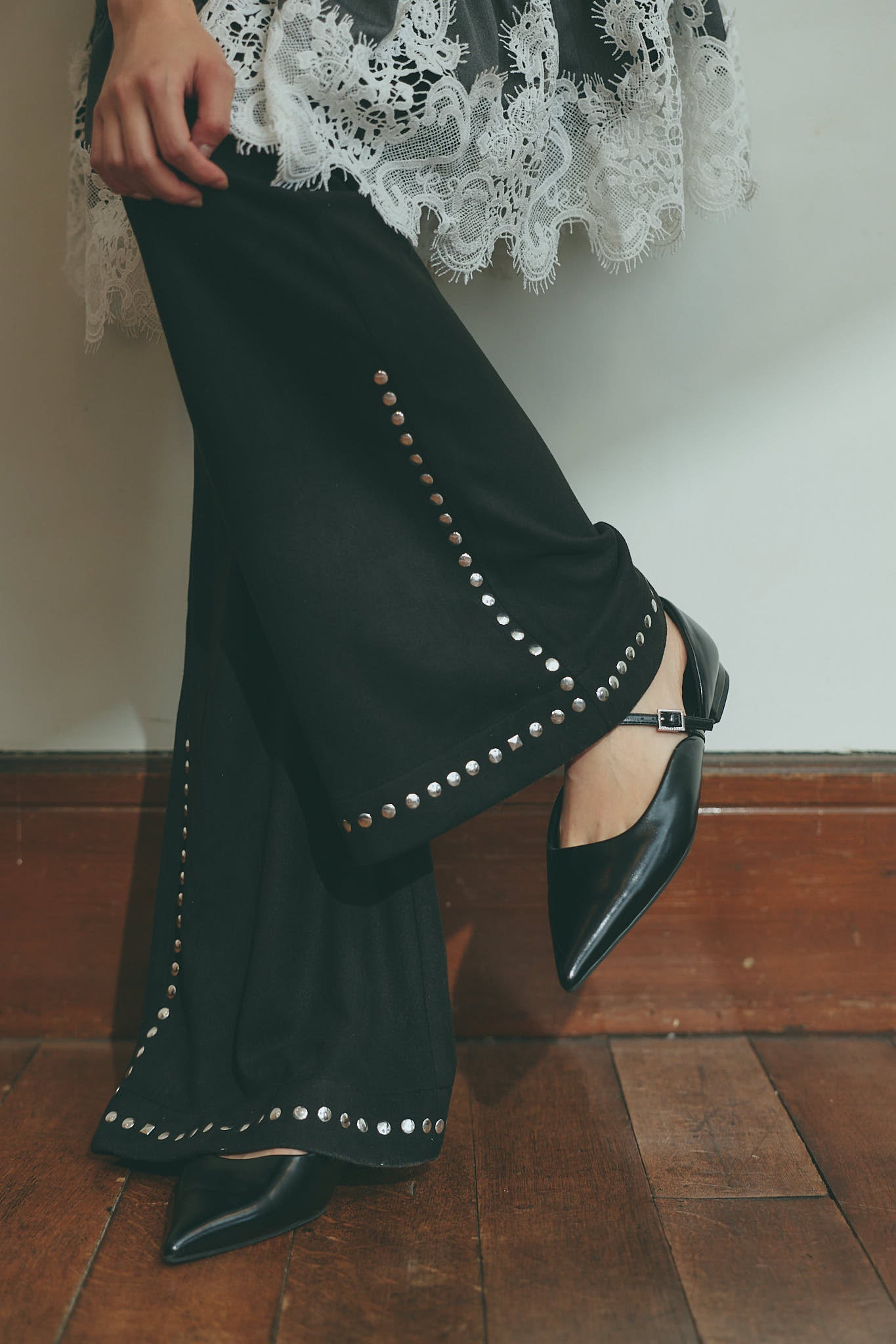 studs suede flare pants