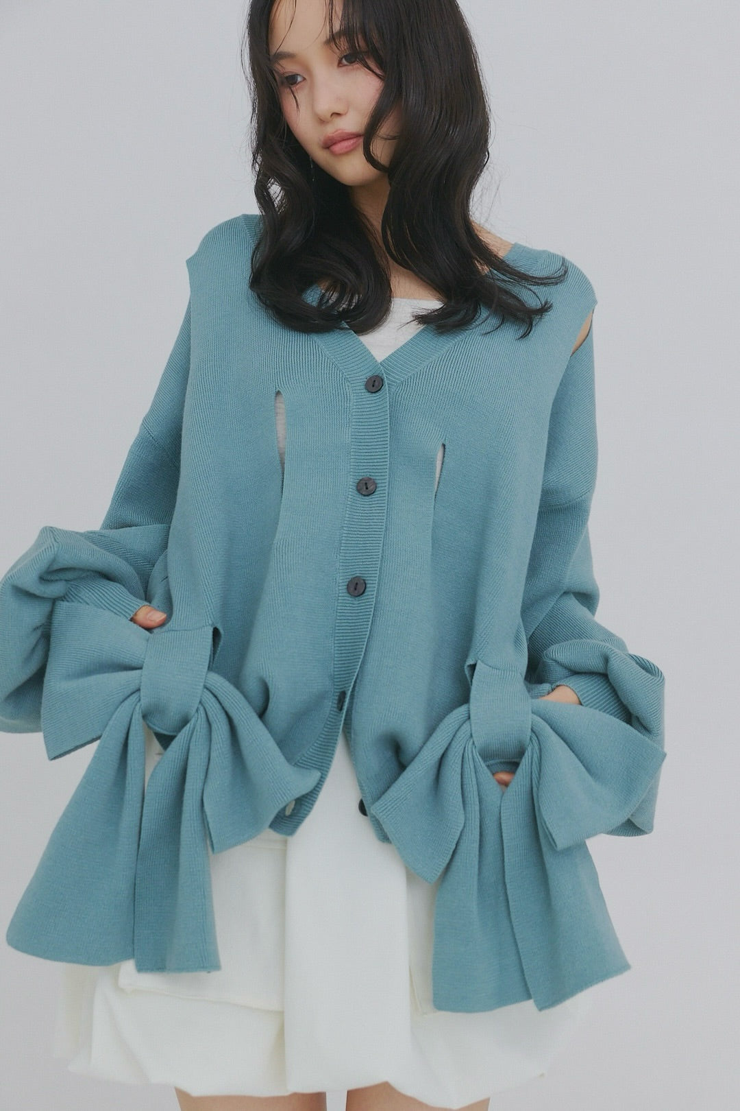 hole ribbon spring cardigan