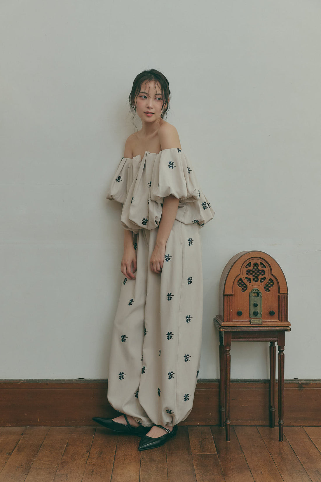 embroidery 2way pants