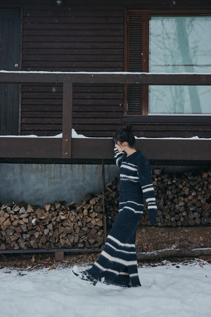 nuance border collar knit