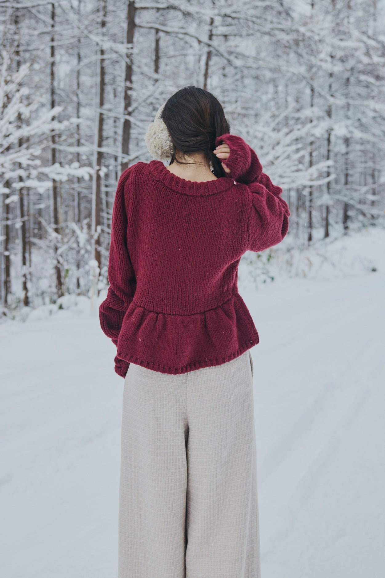 gold button puff sleeve knit